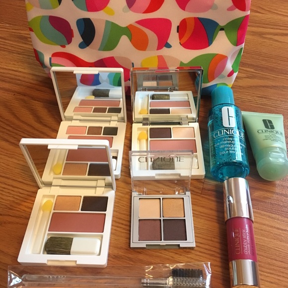 Clinique Bundle - Picture 2 of 3